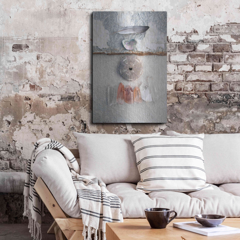 «Feather Ocean Earth Meditation» par Elena Ray, H 36 po x l 24 po