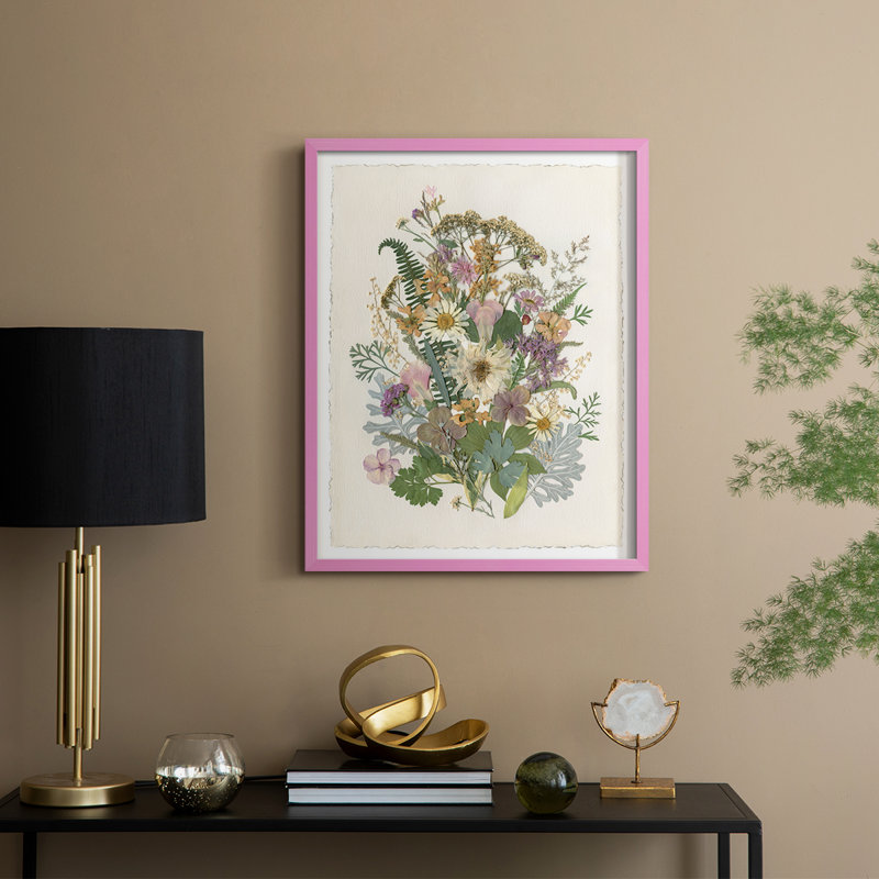 Organic Bouquet II, reproduction encadrée - bois massif, Rose, H 21 po x l 17 po