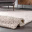 Tapis blanc crème à poils longs Clay-92943123