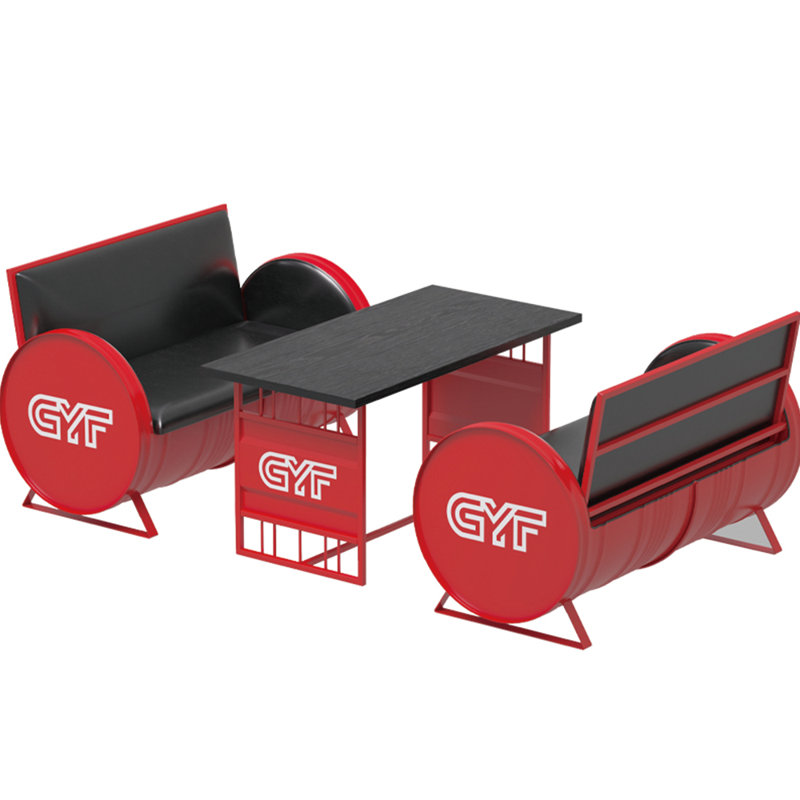Table et chaises de style baril industriel