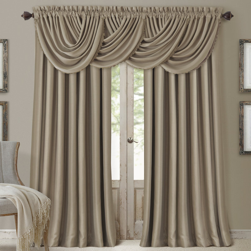 Ardmore Scalloped Window Valance, Taupe