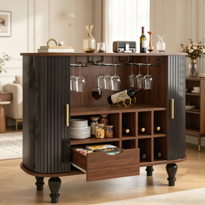 Armoire bar cannelée, station de café noir avec porte-bouteilles, porte-verres et tiroir