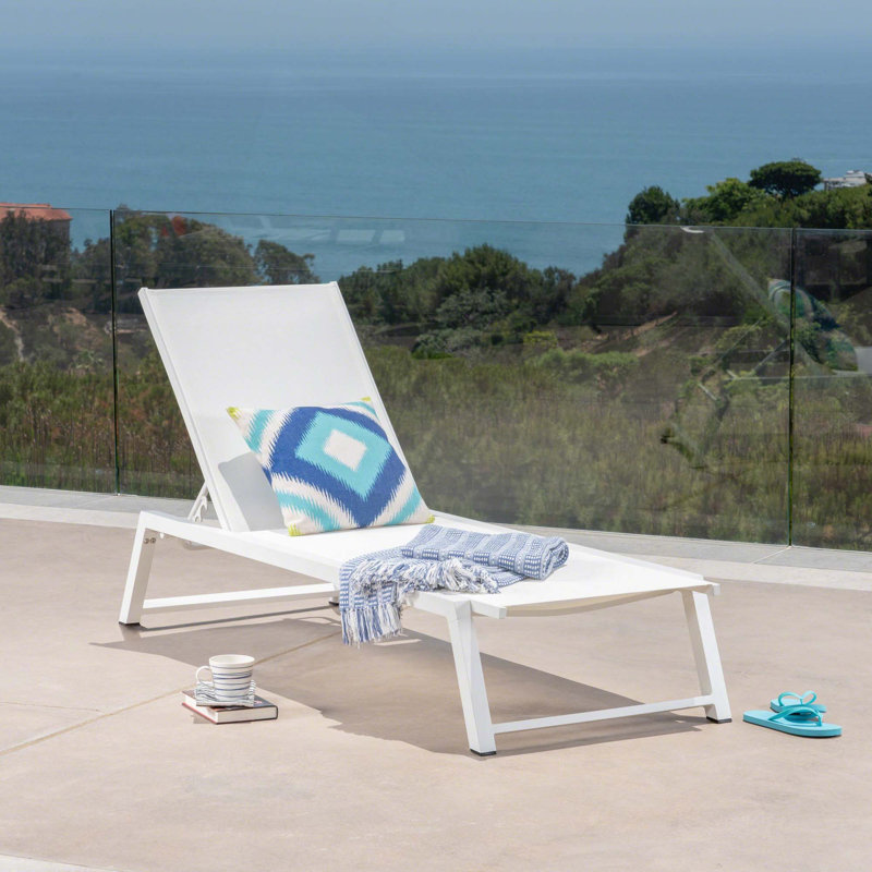 Chaise longue ajustable avec siège en filet pour un confort et un soutien ultimes