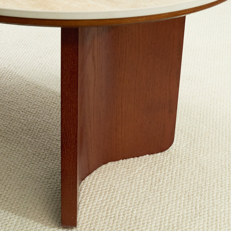 Table basse ovale moderne en pierre texturée Travertine de 47 po Meranda