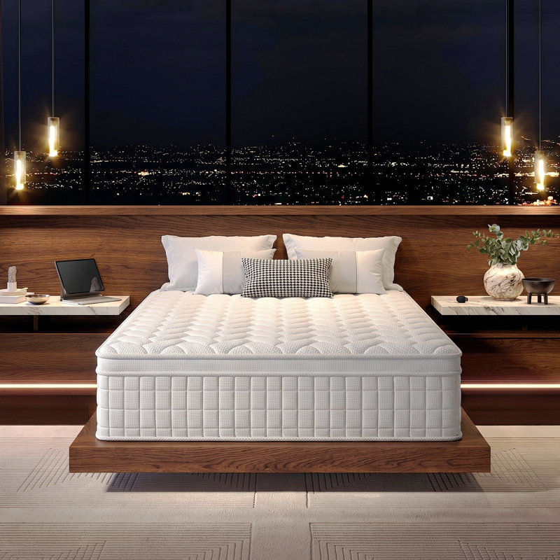Matelas hybride moyen à ressorts ensachés en mousse à mémoire de forme, Très grand lit, 10"