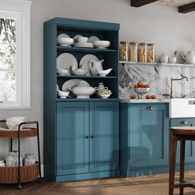 Garde-manger Birce 100% bois massif 32 po avec portes solides, 2 tiroirs et tablettes réglables