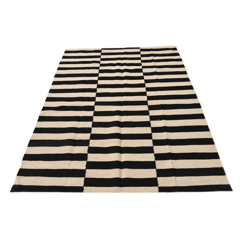 Tapis noir et blanc Orta
