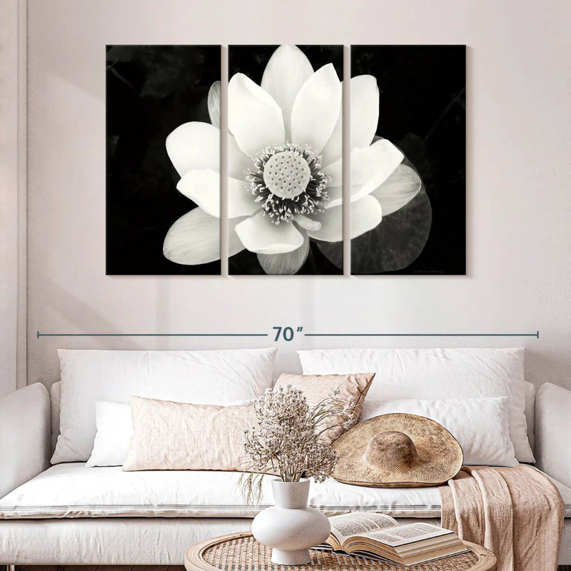 Harnek Lotus Flower II, 32" H x 50" W