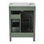 Meuble-lavabo de salle de bain avec lavabo en céramique et deux supports de rangement sur la porte-110535109