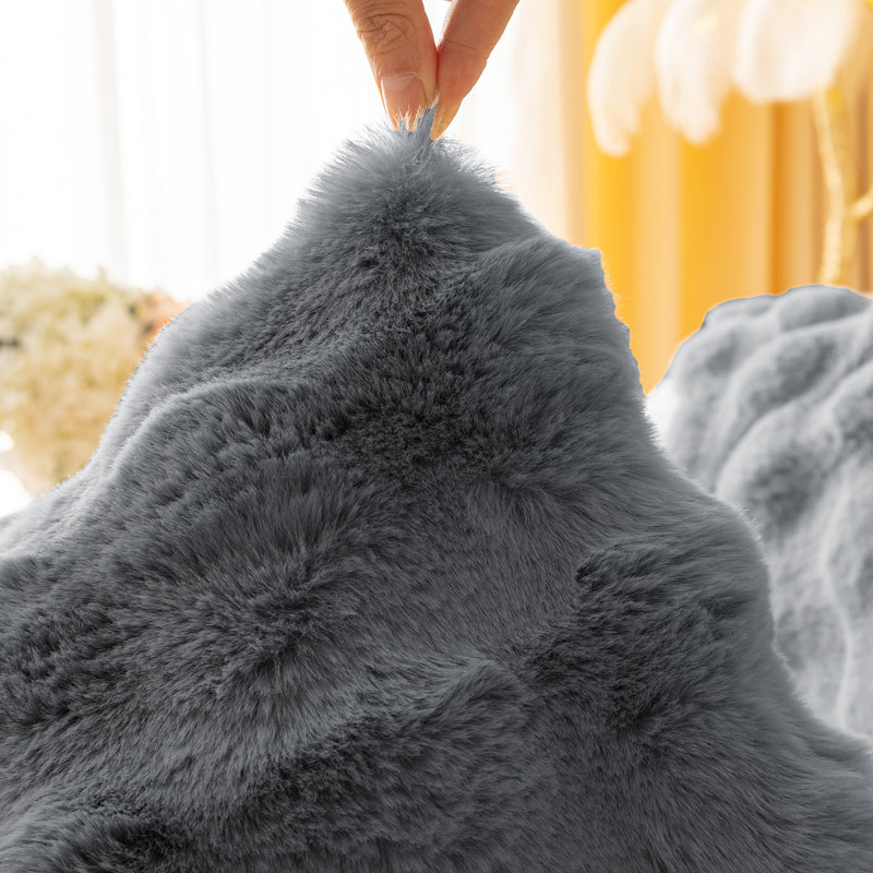Housse pour canapé en faux lapin, Gris foncé, L 35,5 po x P 35,5 po