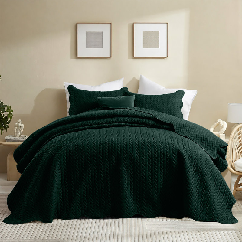 Microfiber Embossed Oversized Modern & Contemporary Bedspread Set With Shams, Full Bedspread + 2 Pillowcases, Emerald
