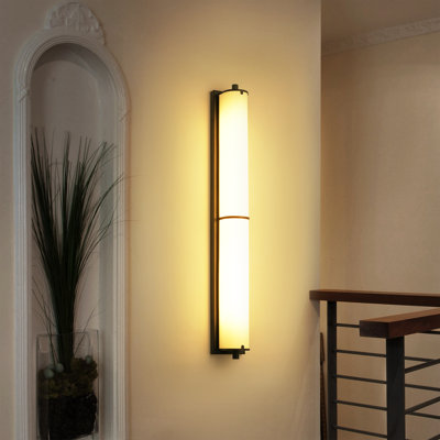 Elivra 33“ 1-Light Dimmable Modern Minimalist Linear LED Wall Sconce