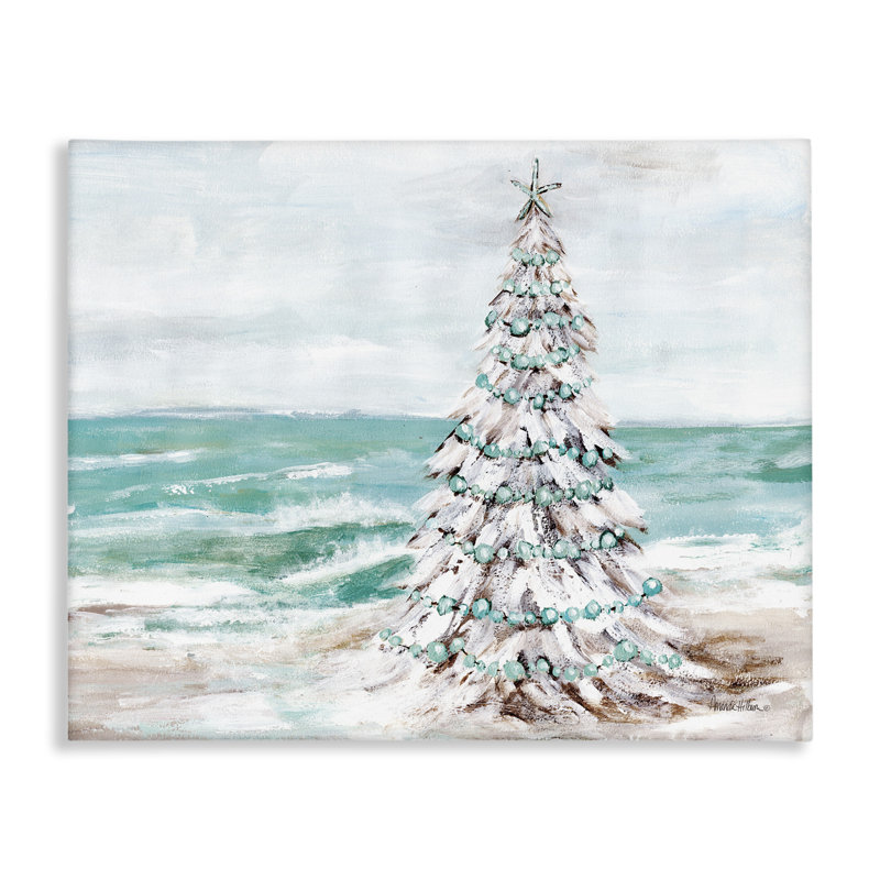 «Snowy Christmas Tree on Beach», art mural sur toile par Amanda Hilburn, H 36 po x l 48 po x P 1,5 po