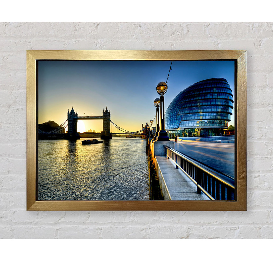 London Tower Bridge Sonnenuntergang - Einzelner Bilderrahmen Kunstdrucke