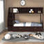 Lits avec rangement, lit simple en bois au dessus d'un lit double, chambre familiale moderne