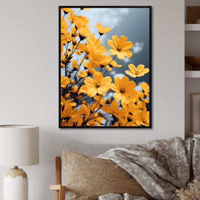 «Daiyah Yellow Gray Flowers Harmony» en jaune sur toile