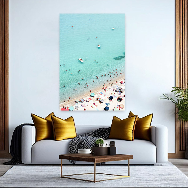 «At A Busy Beach», art mural contemporain sur la plage, H 60 po x l 40 po