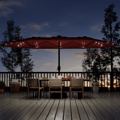 Parasol de patio à double face de 15 pi avec lumières solaires à DEL - Toile robuste imperméable et coupe-vent - Cadre en acier avec manivelle - Grand parasol de marché extérieur avec base et sac de sable pour la piscine, le jardin
