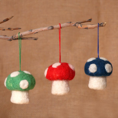 Dakota Fields Handmade Mushroom Colors Wool Felt Ornaments (Set Of 3)