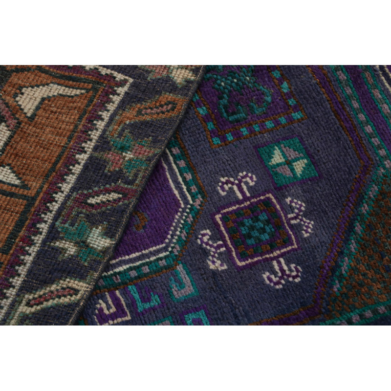 One-of-a-Kind 4'8" X 9' Hand Knotted Area Rug