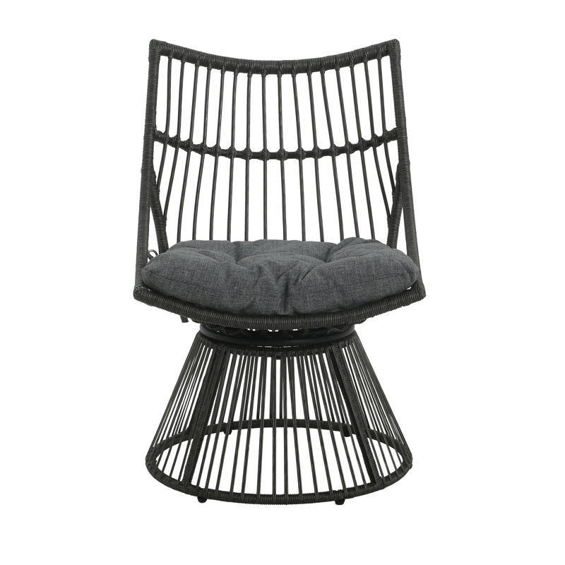 CHAISE ELAINE