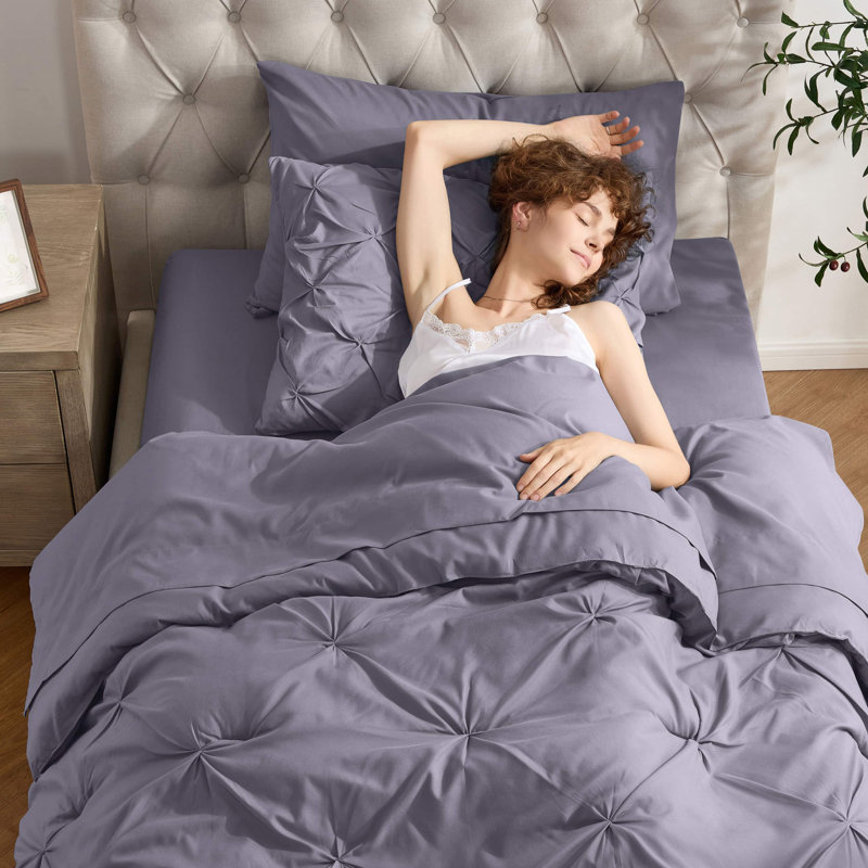 Ensemble d'édredon plissé avec draps Bed-in-a-Bag, Mauve gris, Édredon simple + 4 pièces supplémentaires