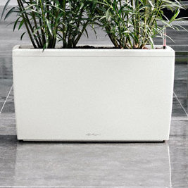 Cararo Pot Planter, White