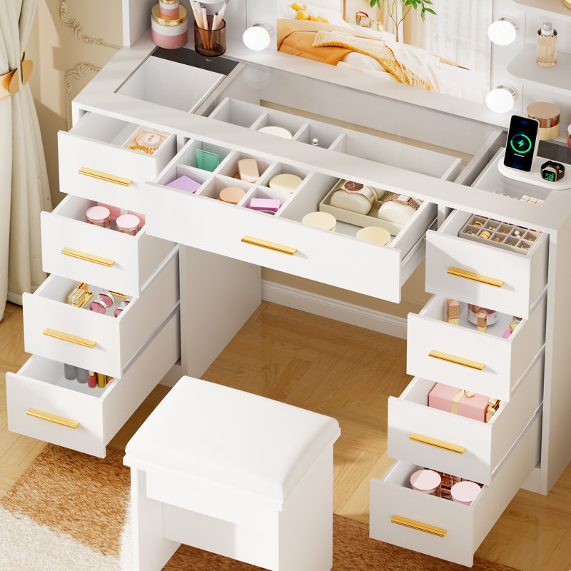 Dressing Table with Mirror