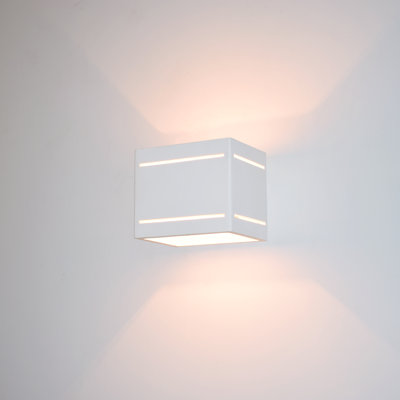 Pullum Ceramic Flush Mounted Sconce
