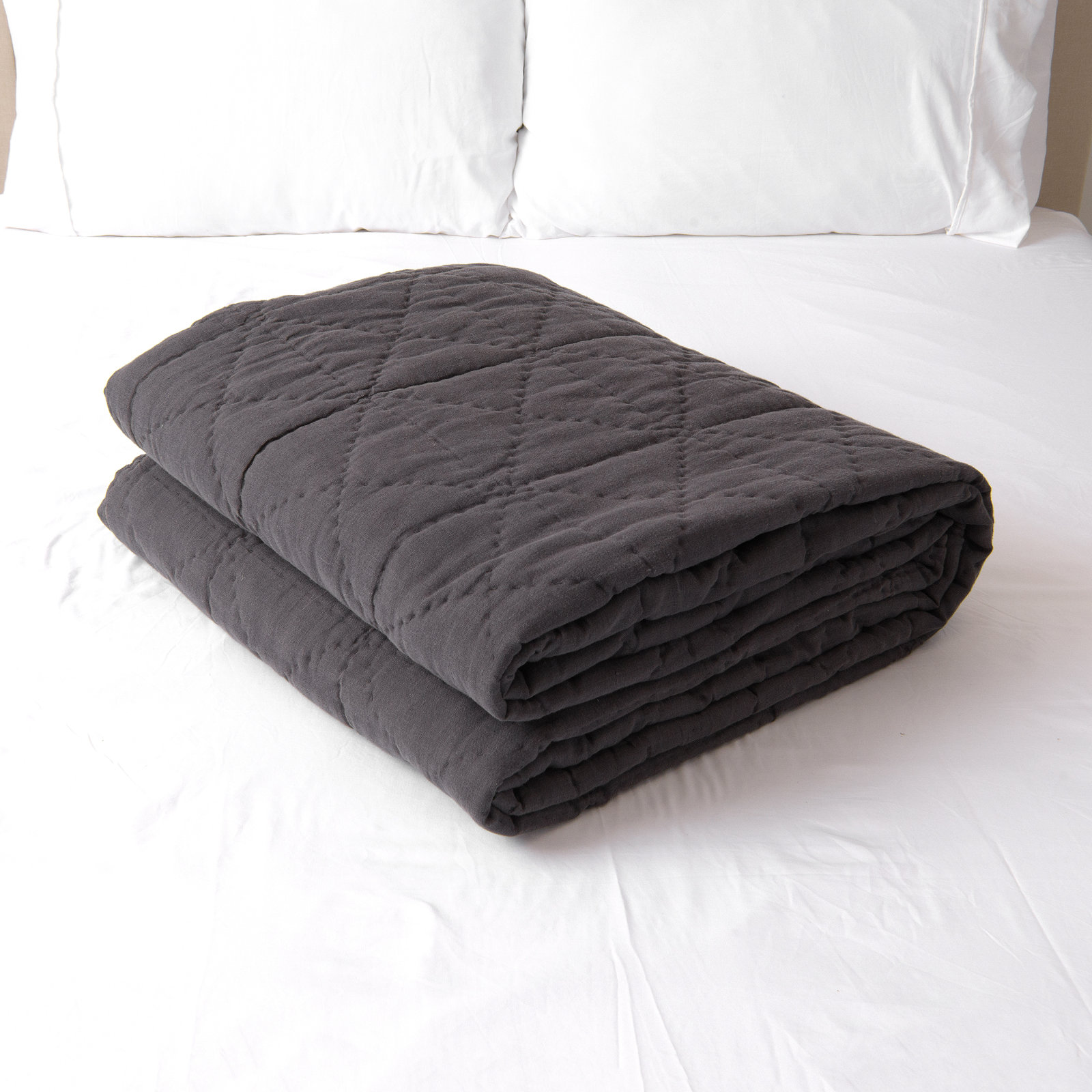 Berenson Linen Quilt Set, King Quilt, Grey