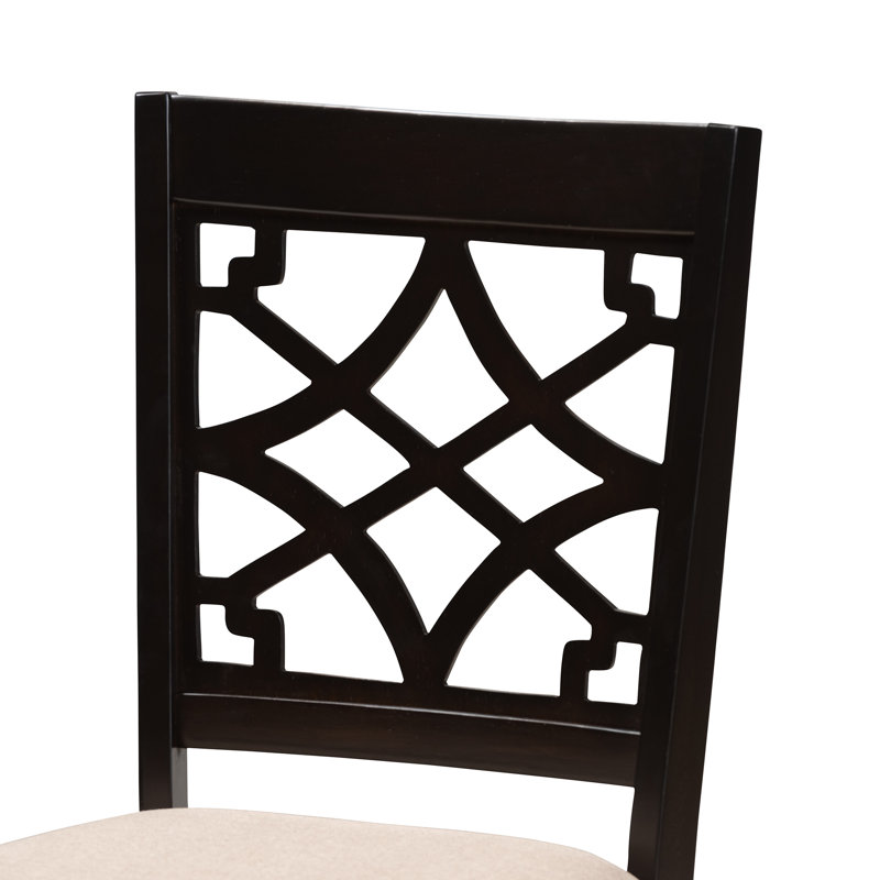 Chaise en bois massif Lathbury, Sable