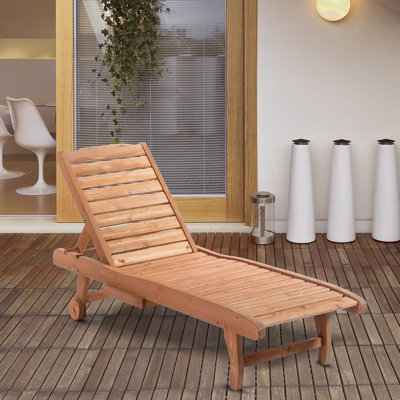 Chaise longue d'extérieur Outsunny avec table intégrée, dossier inclinable pour bronzer, roulettes, aspect bois rouge