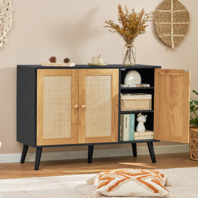 Armoire de rangement Sherick Boho avec 3 portes en rotin et 3 tablettes réglables