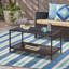 Table basse d'extérieur en rotin 36 po avec plateau en verre et tablette de rangement - Table d'appoint de patio en osier toutes saisons pour balcon, bord de piscine et arrière-cour