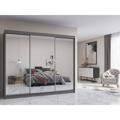 Armoire