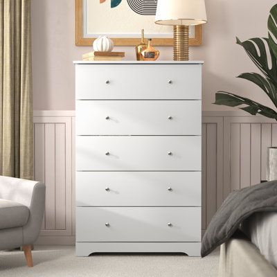 Blaklee 31.3" W 5-Drawer Wood Dresser