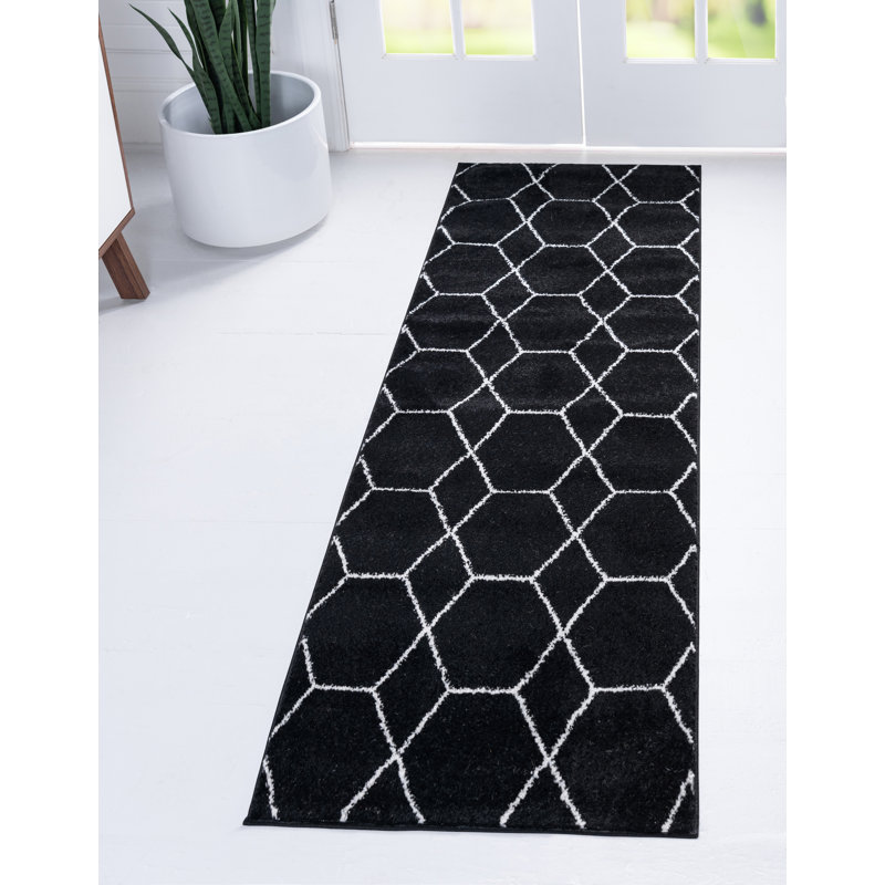 Tapis géométrique Debrodie, Tapis de couloir 2 pi x 6 pi 1 po, Noir