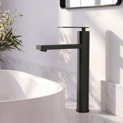 Robinet de lavabo de salle de bain à un trou, robinet de lavabo de salle de bain à poignée simple avec ensemble de drain