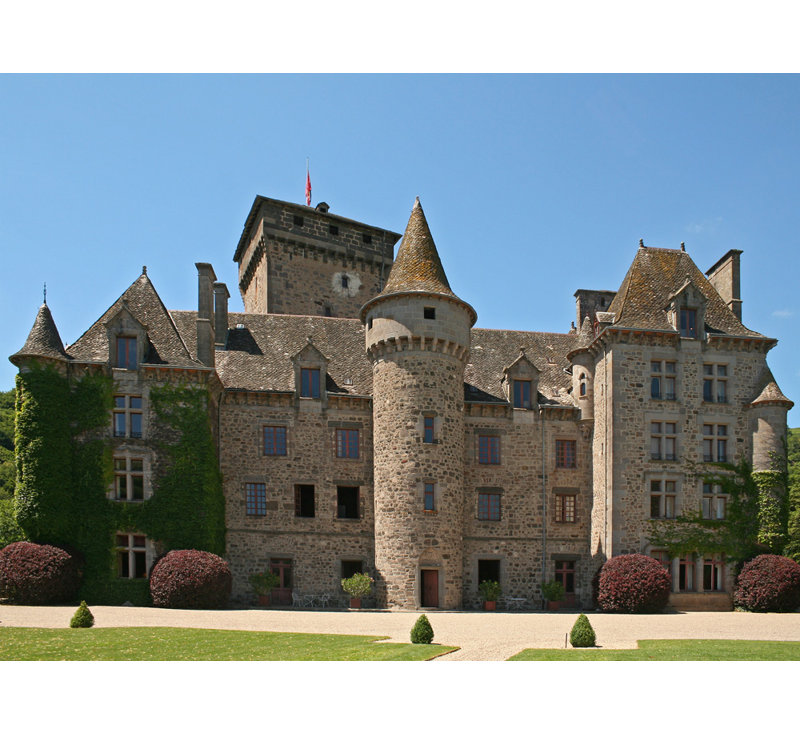 Château de Pesteils, France, H 13 po x l 18 po