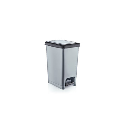 Step On Trash Can