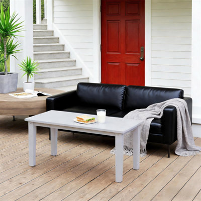Table d'extérieur, table basse d'extérieur