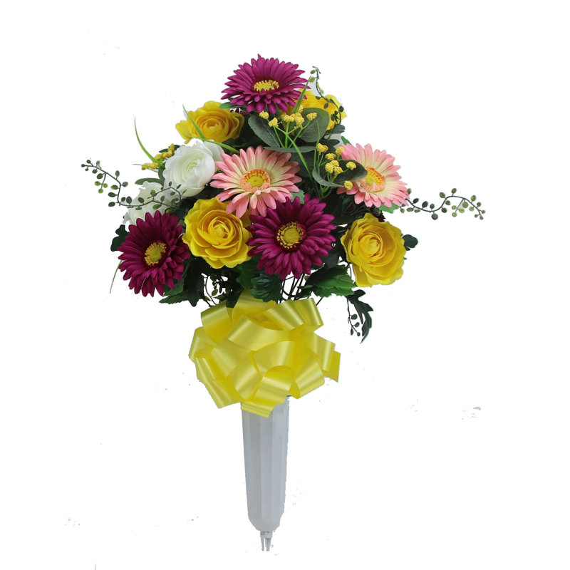 Cérémonie commémorative Gerbera et renoncule dans un vase en cône, Fuchsia