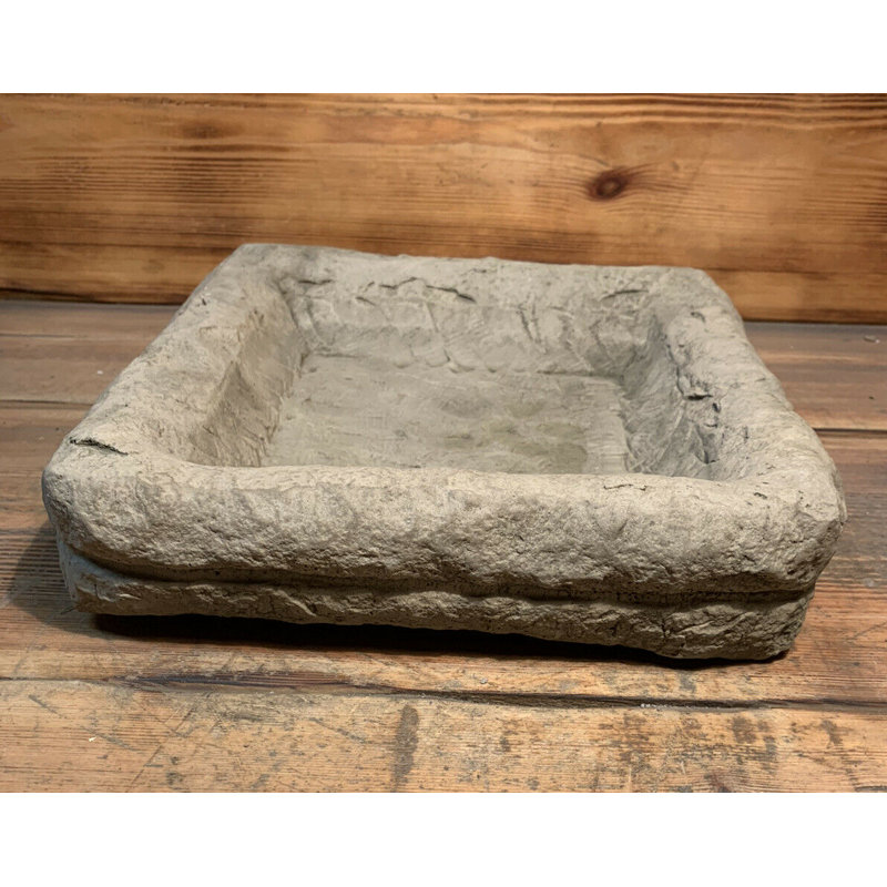 Sibeudu Concrete Single Tier Birdbath