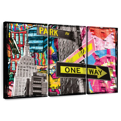 Sebbie New York Street Signs Grunge