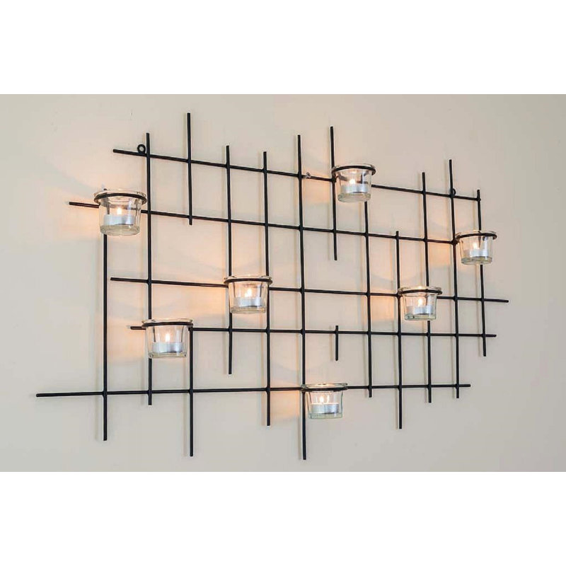 WALL LIGHT