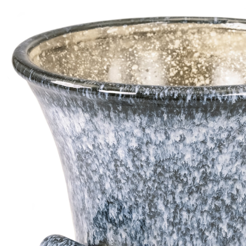 Carafe bleue vieillie, H 12 po x l 8 po x L 8 po