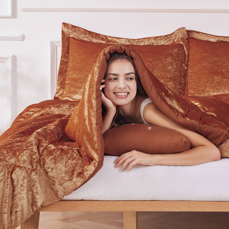 Rust Velvet Twin/Twin XL Quilted Duvet Cover Set with Pillow