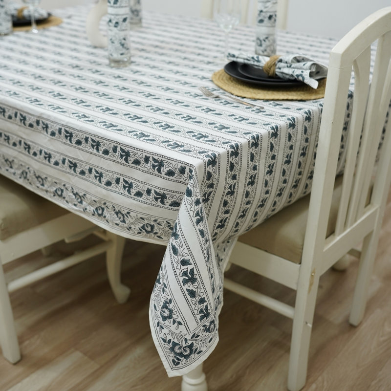Nappe imprimée à la main avec blocs Pettarn - Aradhna Bordar (4 places), 60 po carré