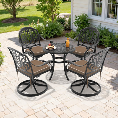 Table de salle à manger ronde d'extérieur de 68 cm (26,77 po) avec trou pour parasol et 4 chaises pivotantes avec coussins bruns, ensemble de 5 pièces