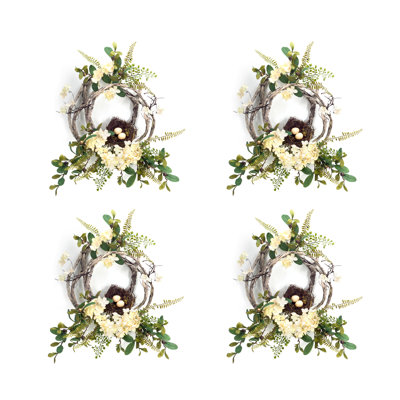 Nest 20" Plastic Wreath